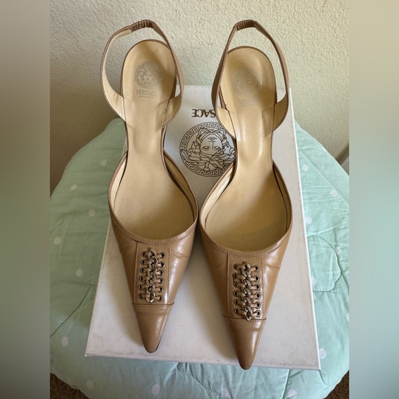 VINTAGE Versace Heels Womens size 37 1/2 - Picture 9 of 16